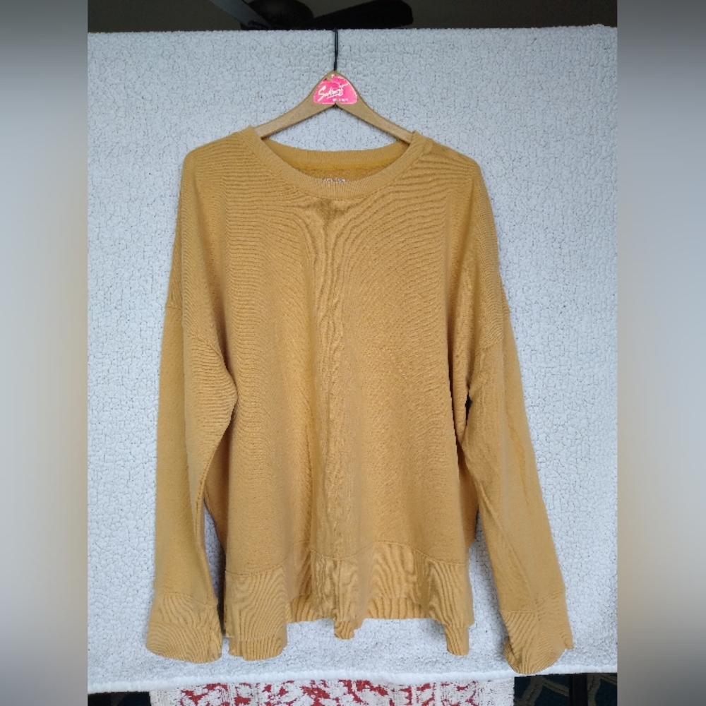 Bundle Women's Sweatshirts